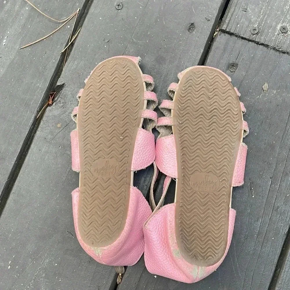 Monkey Feet pink leather sandals, size 5-6